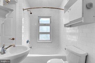 1613 Laurel St in Wilmington, DE - Building Photo - Building Photo