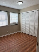 1750 Wesley Way NW, Unit B in Conyers, GA - Foto de edificio - Building Photo