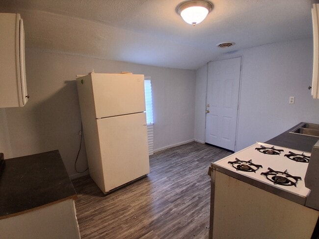 903 Jewell St in Danville, IL - Building Photo - Building Photo