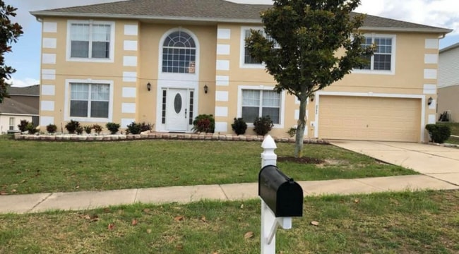 property at 2740 White Magnolia Loop