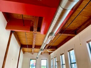 49 Munroe St in Lynn, MA - Building Photo - Building Photo