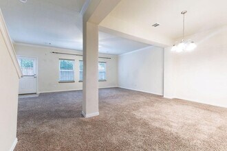 11413 Hackmatack Way in Houston, TX - Building Photo - Building Photo
