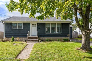 1331 Sunset Ave in Point Pleasant, NJ - Building Photo