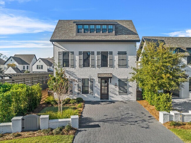 property at 141 Ridgewalk Cir
