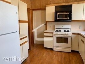 90 Browne St-Unit -Apt 3 in Brookline, MA - Building Photo - Building Photo