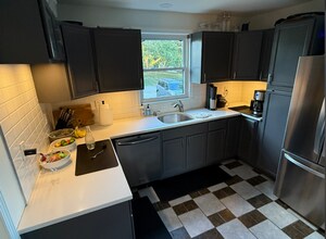802 Potter Ln in Nashville, TN - Building Photo - Building Photo