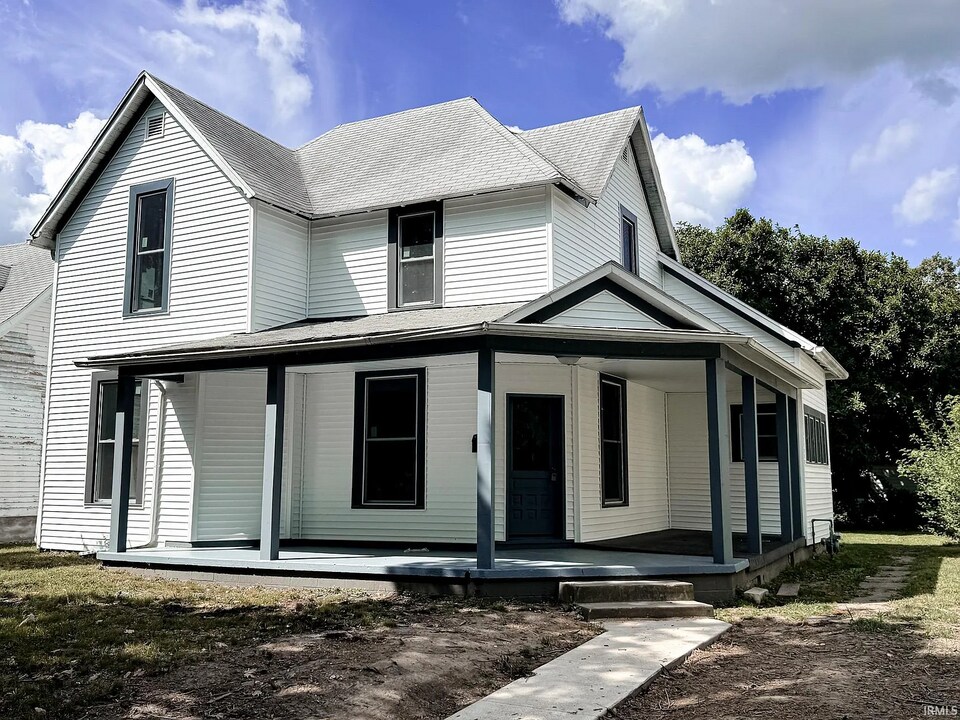 733 S Armstrong St in Kokomo, IN - Building Photo