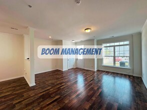 331 Gilman Ln in Raleigh, NC - Building Photo - Building Photo