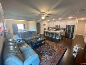 8346 Anslee Way NW in Huntsville, AL - Building Photo - Building Photo