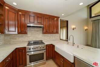 3775 Puerco Canyon Rd in Malibu, CA - Building Photo - Building Photo