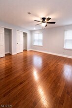 524 Broadway in Elizabeth, NJ - Building Photo - Building Photo