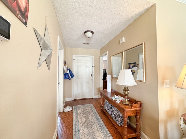 112 Tuscany Trail in Statesboro, GA - Building Photo - Building Photo