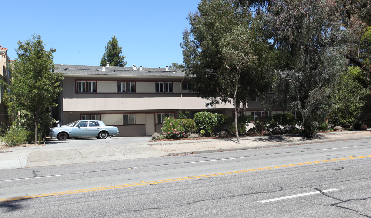 524 El Camino Real in Burlingame, CA - Building Photo