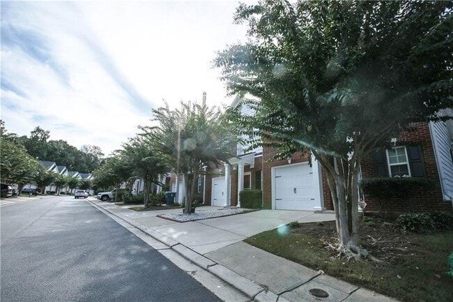 3801 Thayer Trace in Duluth, GA - Building Photo - Building Photo