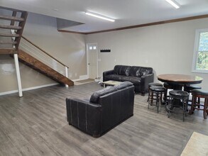 148 High St in Bristol, RI - Building Photo - Building Photo