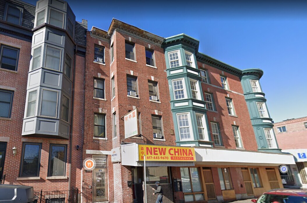 871 Harrison Ave, Unit 1 in Boston, MA - Building Photo