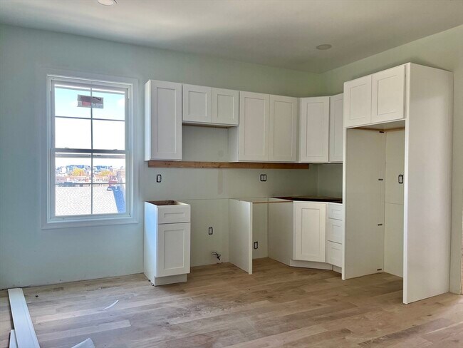 36 Regent St in Boston, MA - Building Photo - Building Photo
