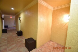 4323 Bayside Village Dr in Tampa, FL - Building Photo - Building Photo