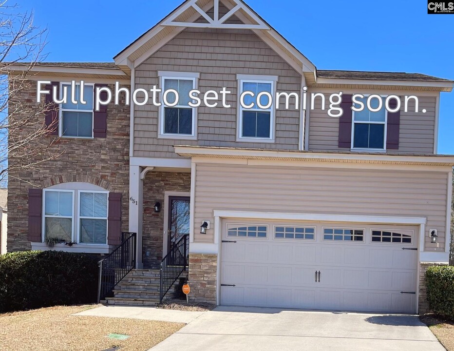 651 Stonebury Cir in Blythewood, SC - Building Photo