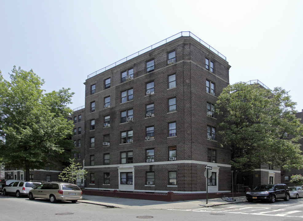 1302 Newkirk Ave in Brooklyn, NY - Building Photo