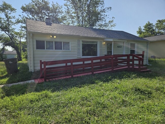 property at 4023 N Elizabeth St
