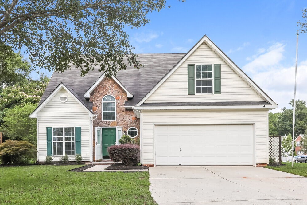121 Summerwood Pl in Waxhaw, NC - Building Photo