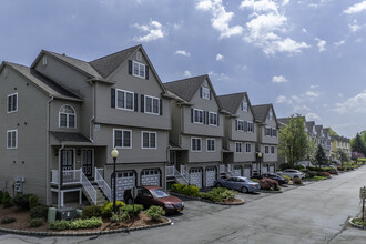 Normandy Village in Nanuet, NY - Foto de edificio - Building Photo