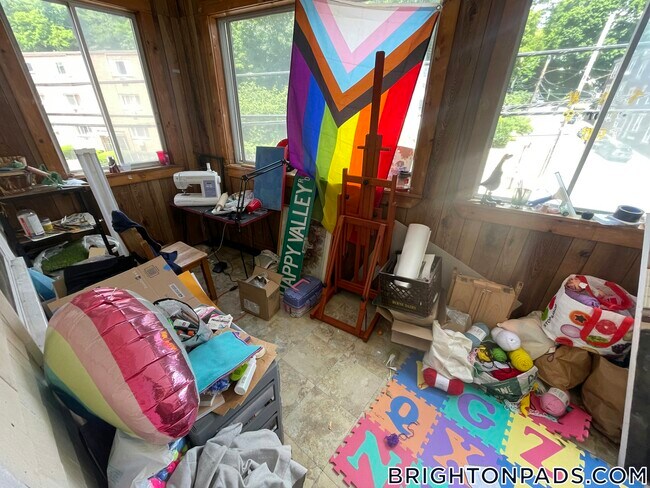 348 Faneuil St