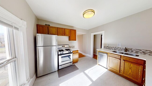 219 N Institute St, Unit 3 in Colorado Springs, CO - Building Photo - Building Photo