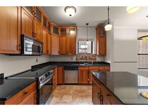 270 4th St E in St. Paul, MN - Building Photo - Building Photo
