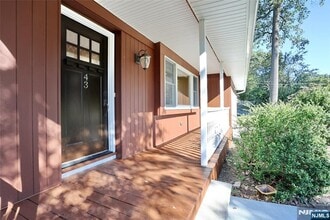 43 Forest Dr in North Haledon, NJ - Building Photo - Building Photo