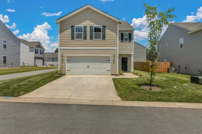 507 Jaca Ln in Arden, NC - Building Photo - Building Photo