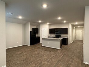 15012 Siberian Elm Ln in Austin, TX - Building Photo - Building Photo