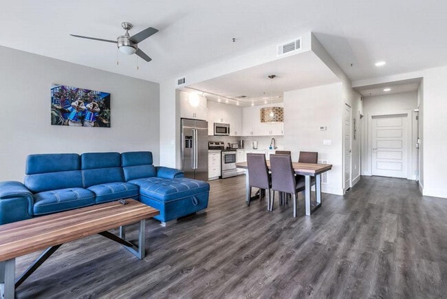 1111 Tulane Ave