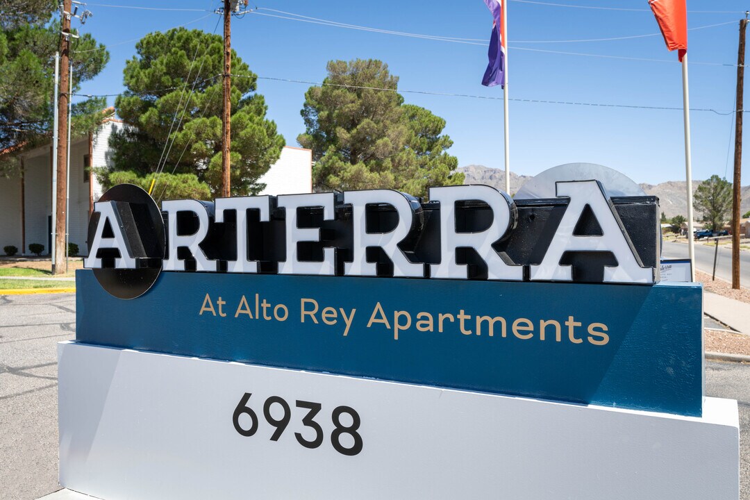 Arterra At Alto Rey Apartments in El Paso, TX - Foto de edificio