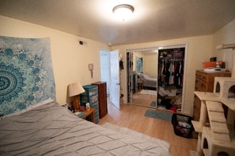 1326 Dunklin St in Cape Girardeau, MO - Building Photo - Building Photo