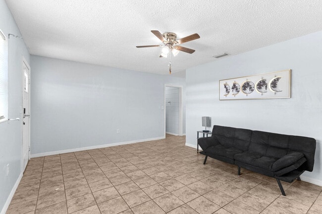 2250 N Bennett Rd