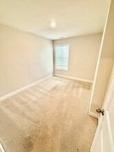 5171 Mintworth Cmns Dr in Matthews, NC - Foto de edificio - Building Photo