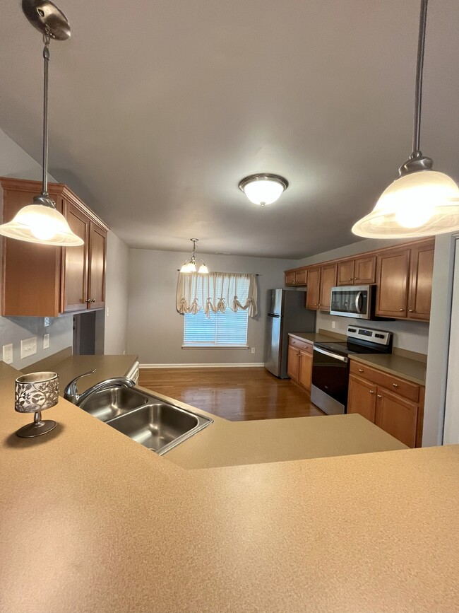 3203 Ivy Wood Ln in Durham, NC - Building Photo - Building Photo
