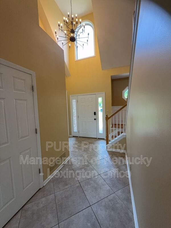 4844 Clifford Cir in Lexington, KY - Building Photo - Building Photo