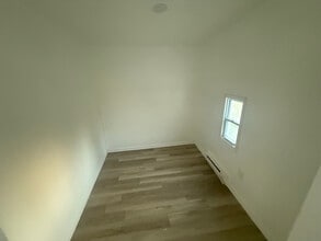 5247 Landis Ave in Vineland, NJ - Foto de edificio - Building Photo