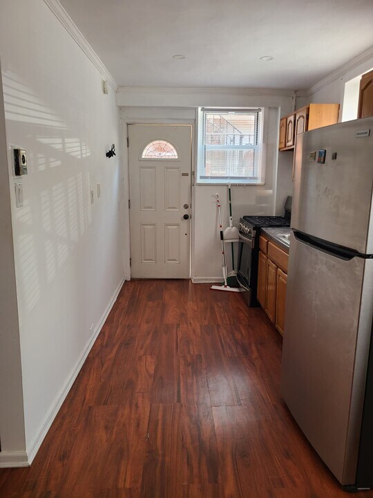 708 Ave Y in Brooklyn, NY - Building Photo