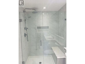6700 Dunblane Ave in Burnaby, BC - Building Photo - Building Photo