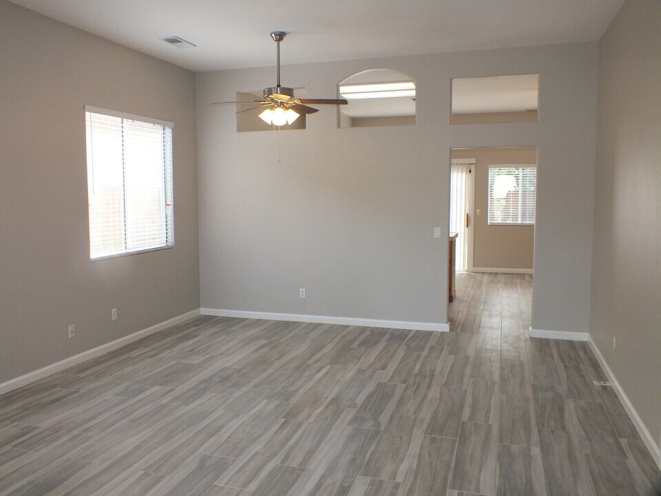 4746 Concordia Dr in El Dorado Hills, CA - Building Photo