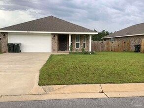 5042 Quarter Deck St in Pensacola, FL - Building Photo - Building Photo