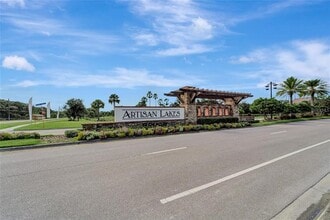 6313 Willowside St in Palmetto, FL - Building Photo - Building Photo