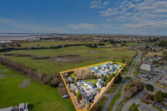 Meadowbrook Apartments in Arcata, CA - Building Photo - Building Photo