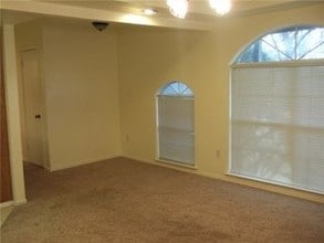 11525 N Meridian Ave, Unit NA in Oklahoma City, OK - Building Photo - Building Photo