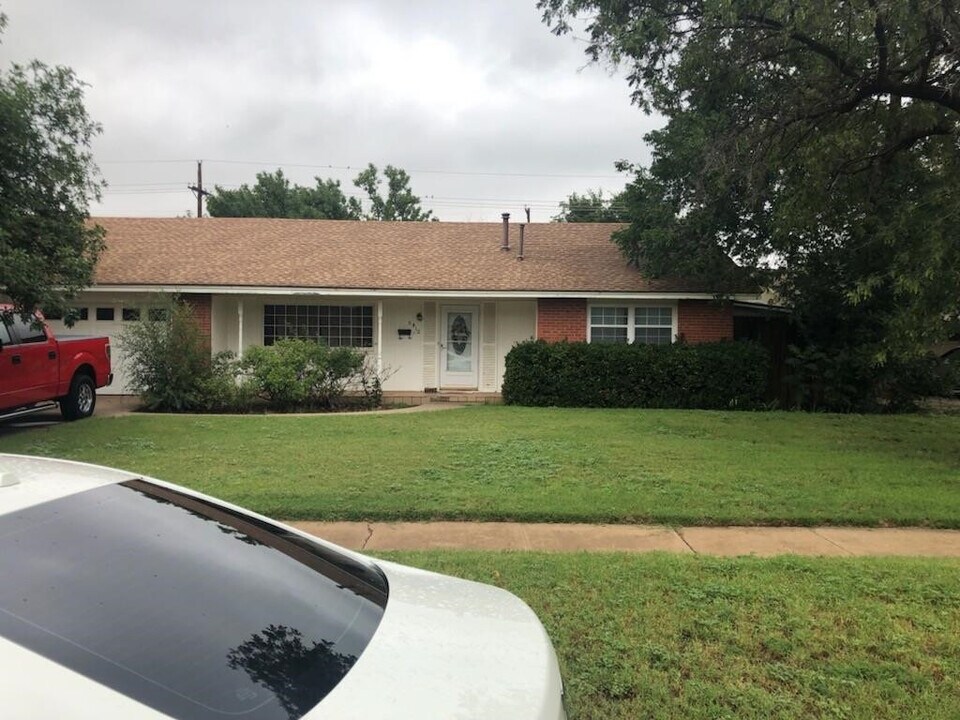 5410 29th St in Lubbock, TX - Building Photo