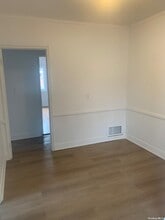 73-03 198th St, Unit 2 in Queens, NY - Building Photo - Building Photo